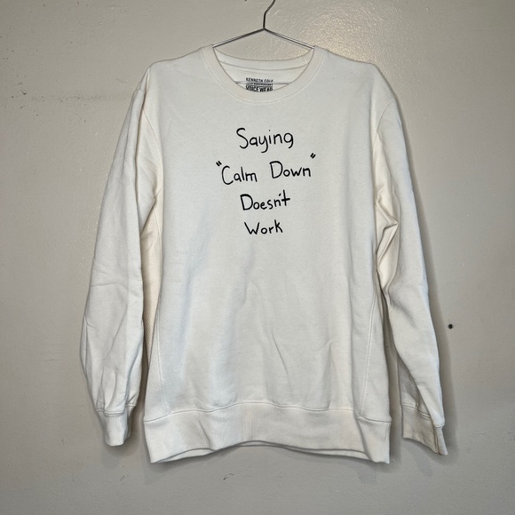 Kenneth Cole Sweater - Picture 1 of 2